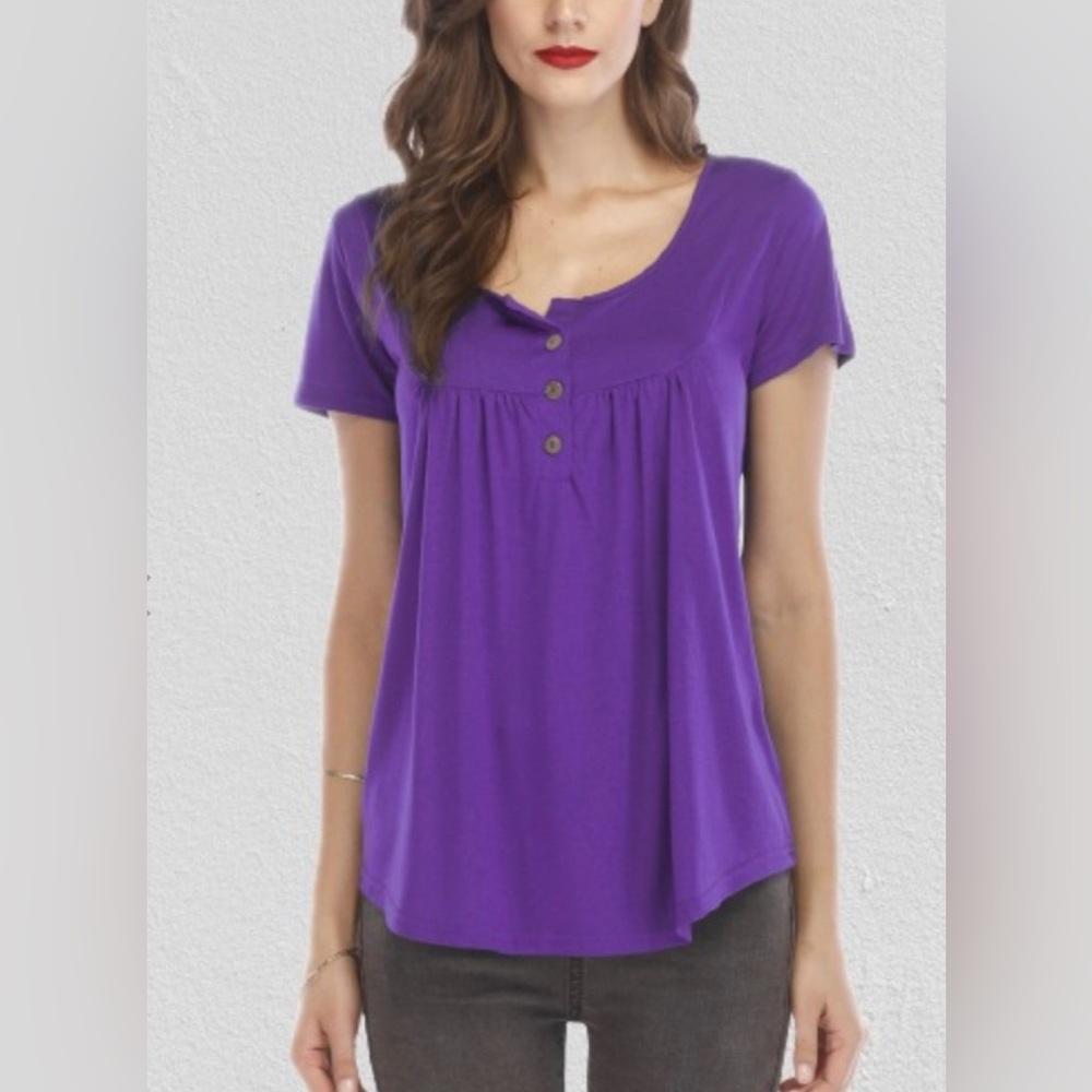 Short sleeve top